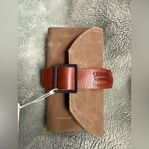 Peg & Awl Sendak Nutshell Artist Roll Hickory